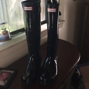 Hunter y’all rain boots 9